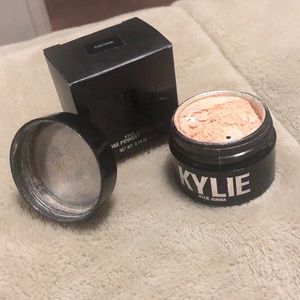 Kylie Cosmetics Santorini Loose Highlighter.